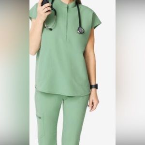 EUC Figs Rafaela Scrub Top
